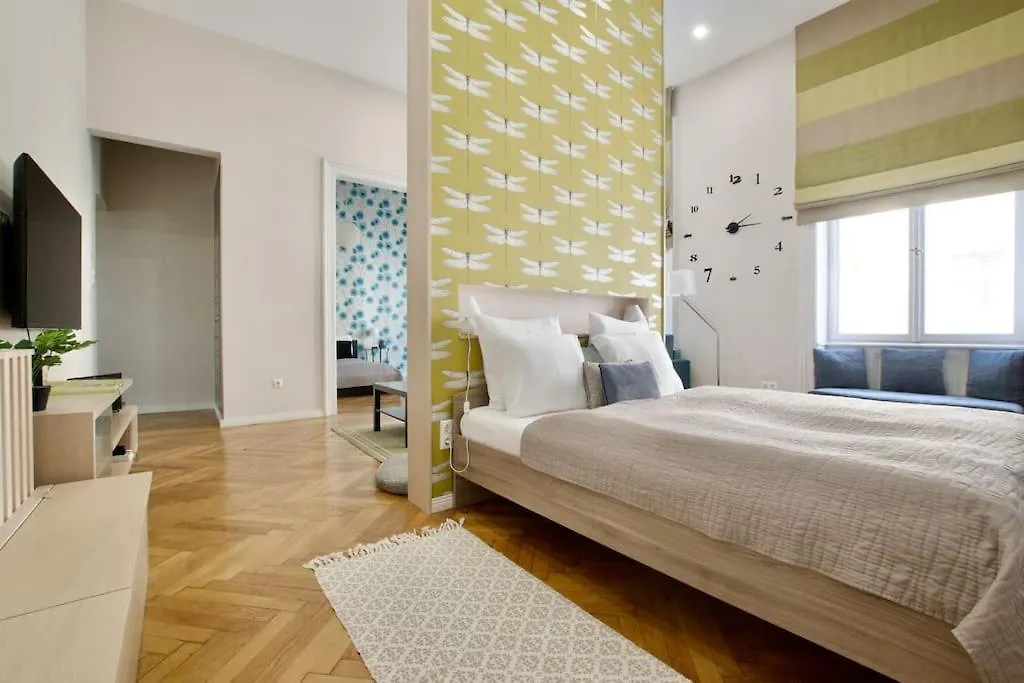 Standard Apartment By Hi5 - Bright Central Place Budapest