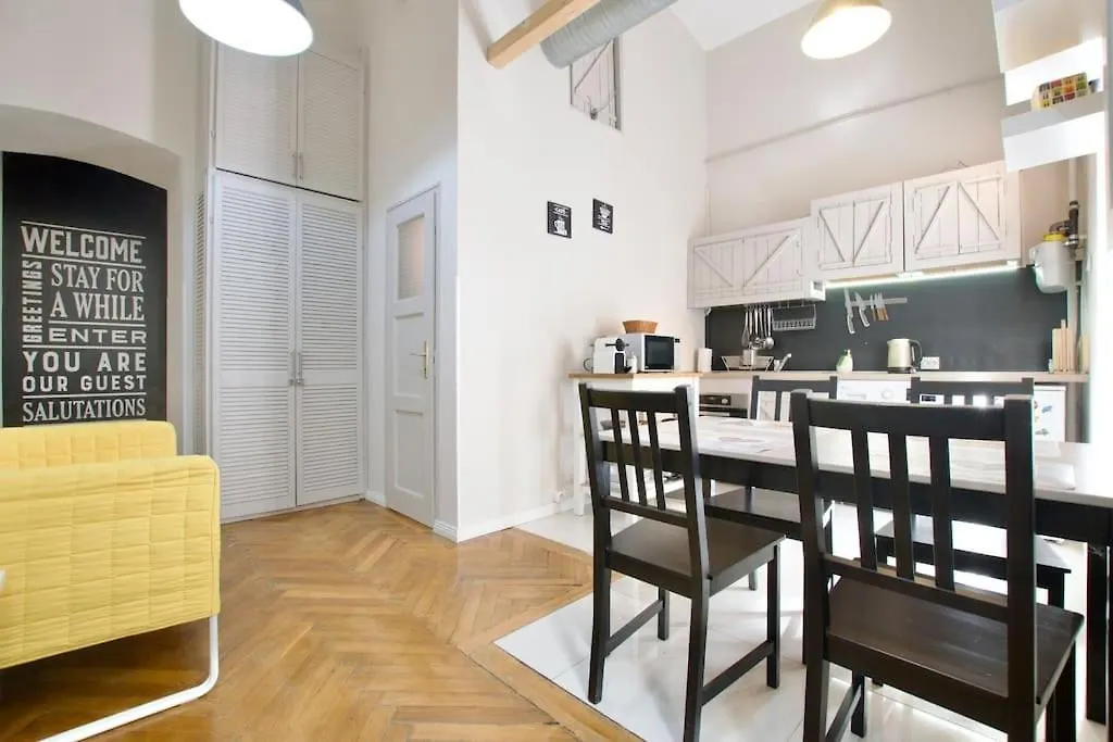 Standard Apartment By Hi5 - Bright Central Place Budapest Hungary